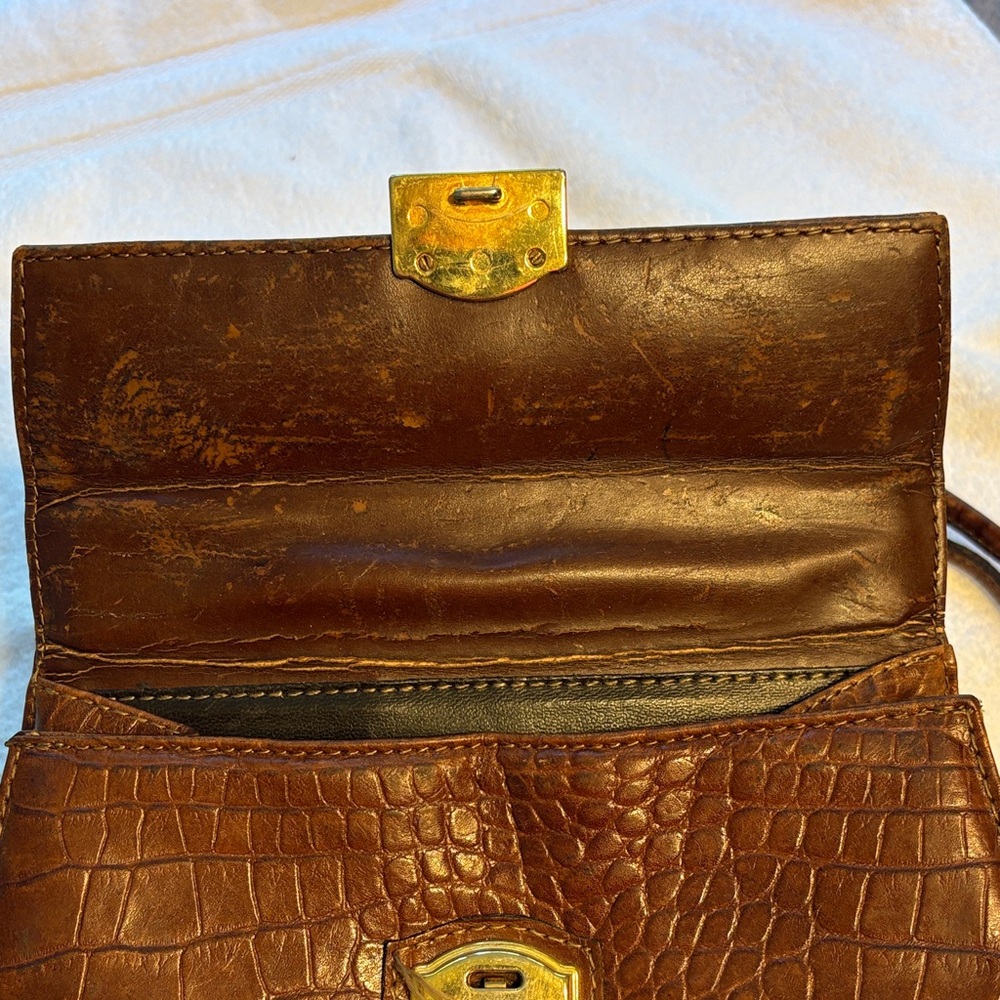 Vintage Francesco Biasia Brown Crocodile-Embossed Crossbody Bag - Picture 6 of 15